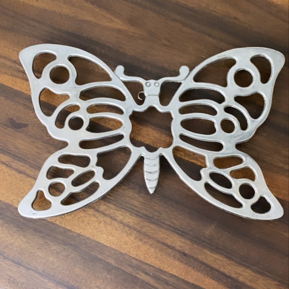 butterfly trivet